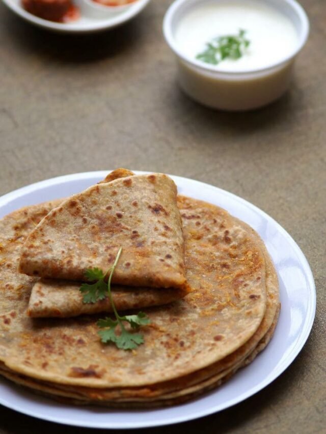 Gajar Ka Paratha Recipe in hindi